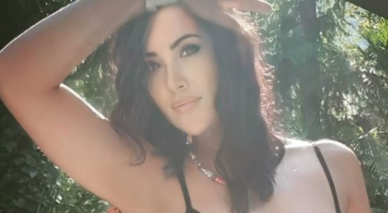 Claudia Ruggeri sensuale