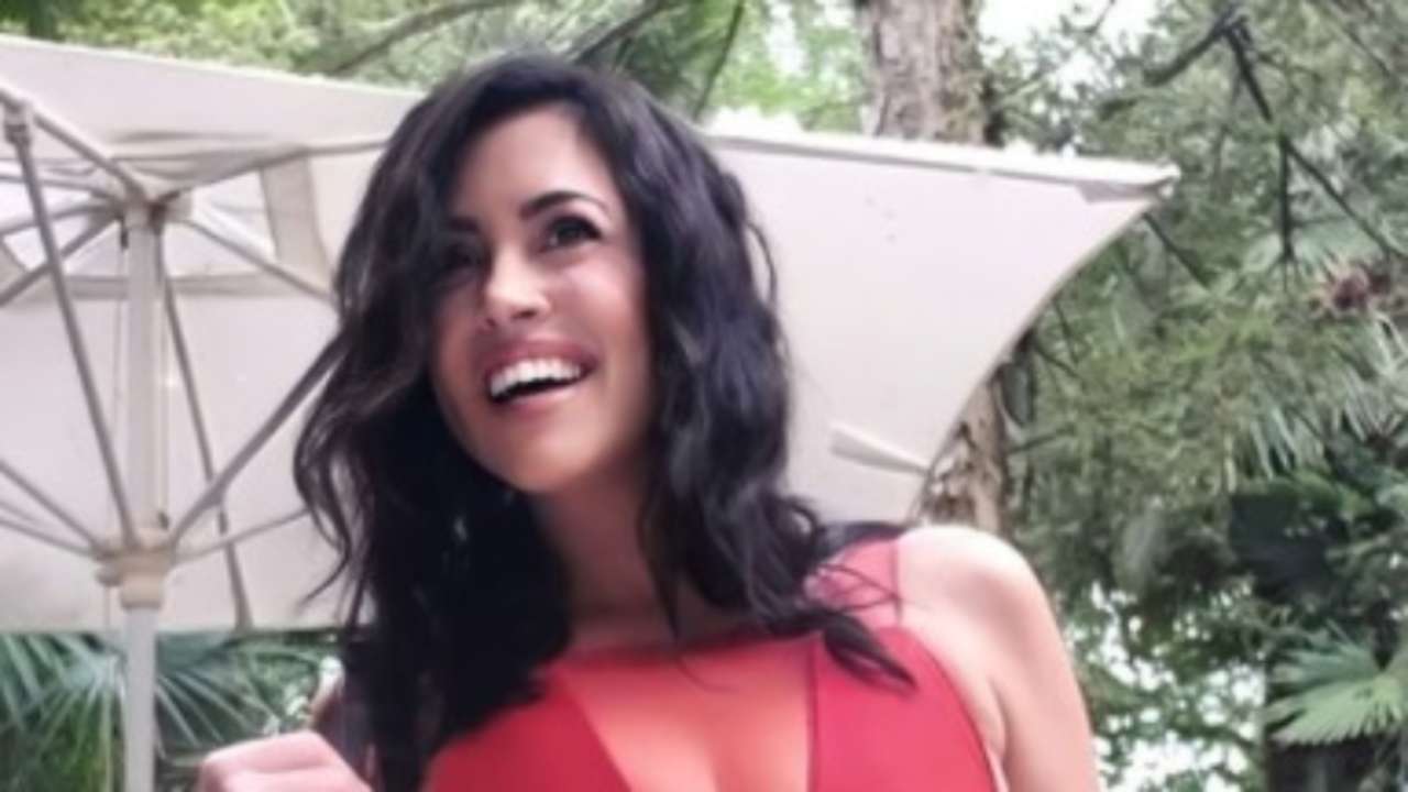 claudia ruggeri sorride