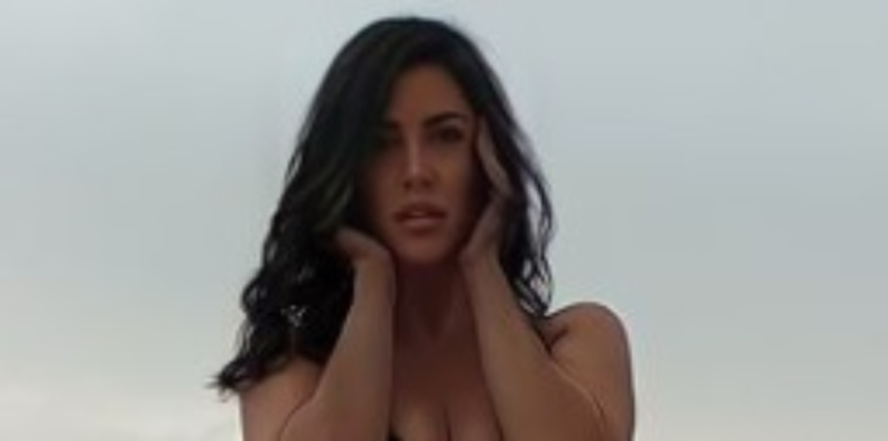 Claudia Ruggeri sensuale