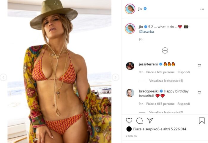Jennifer Lopez post Instagram
