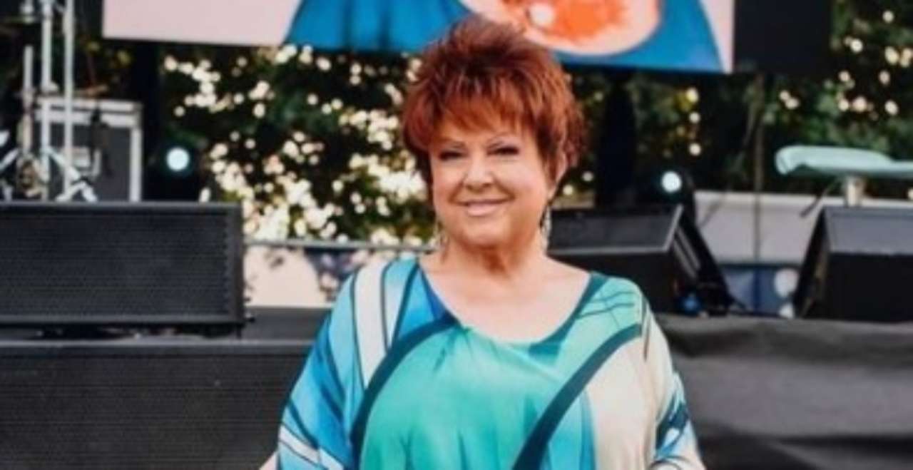 Orietta Berti sorride