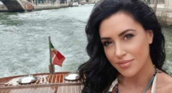 Claudia Ruggeri conquista Venezia, di bianco vestita è un angelo: elegantissima