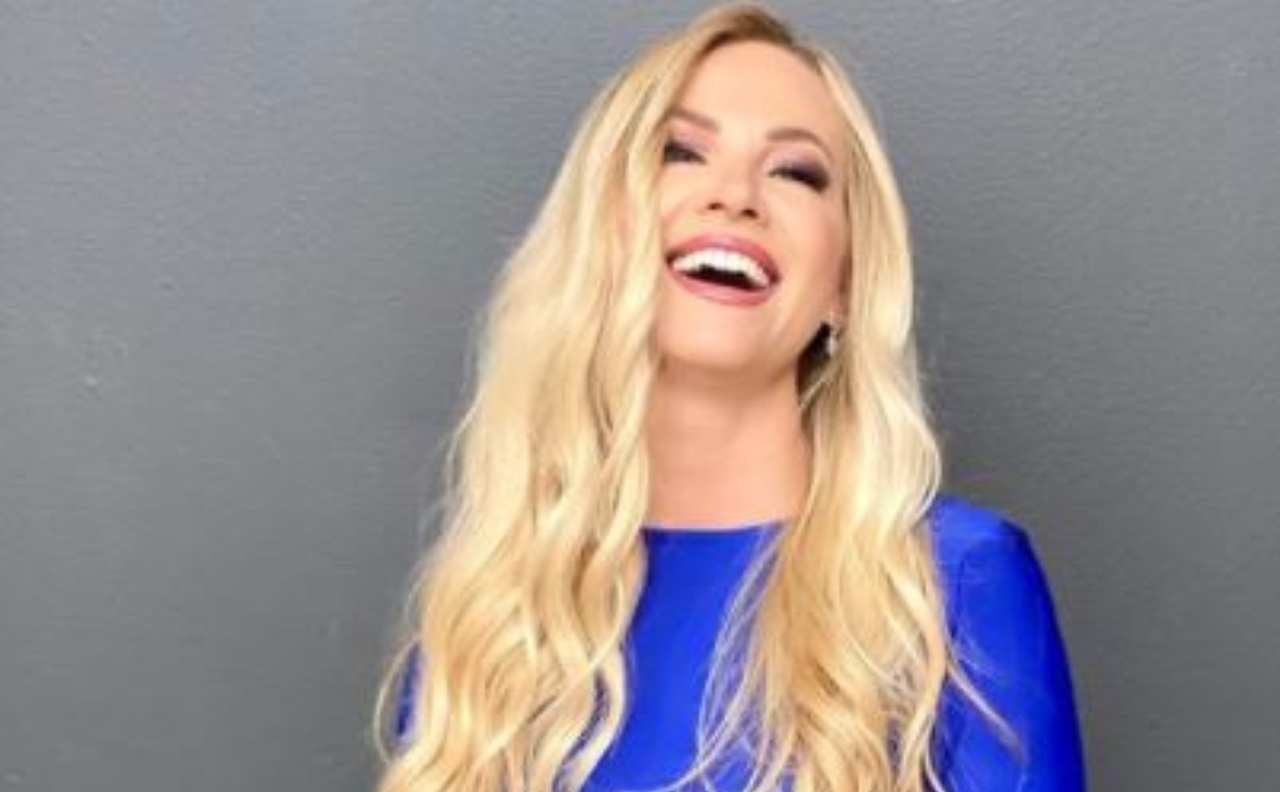 Federica Panicucci sorriso