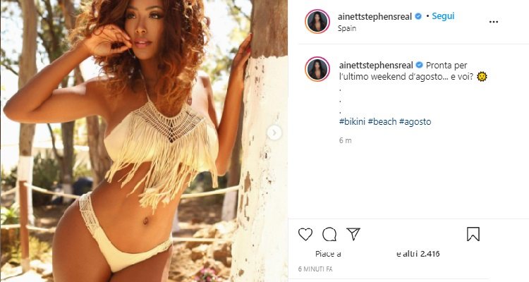 Ainett Stephens sensuale