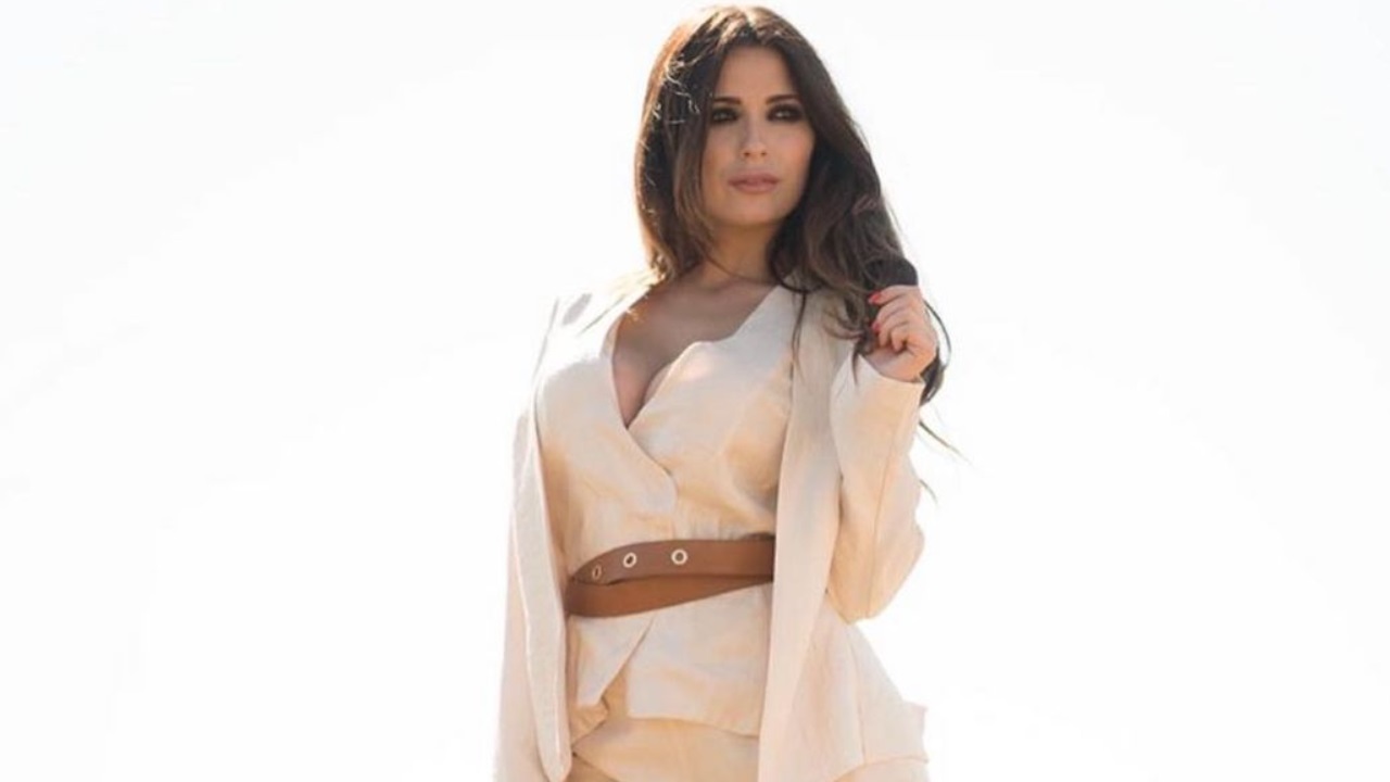 Alessia Macari in posa