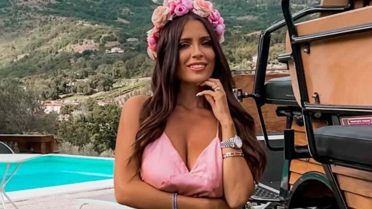 Alessia Macari sorriso