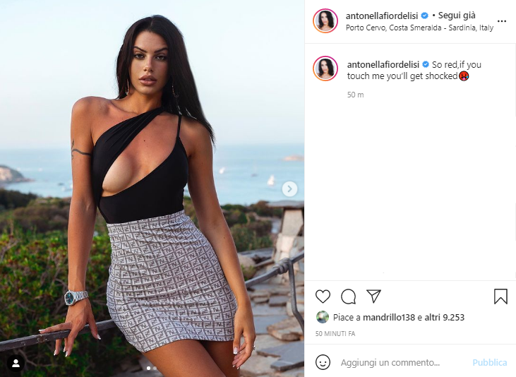 Antonella Fiordelisi in posa