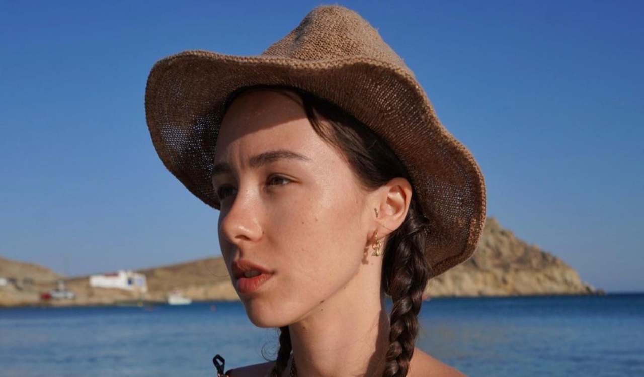 Aurora Ramazzotti in primo piano)