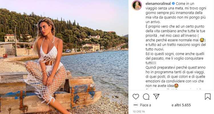 Elena Morali in posa