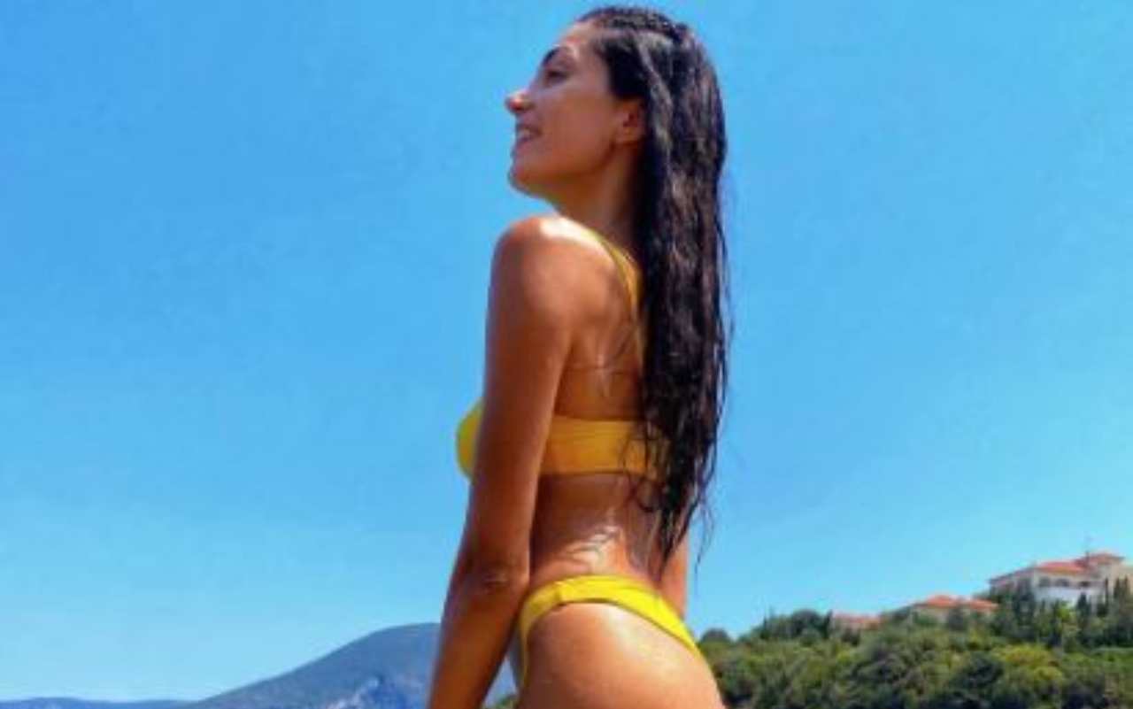 Fabrizia Santarelli bikini
