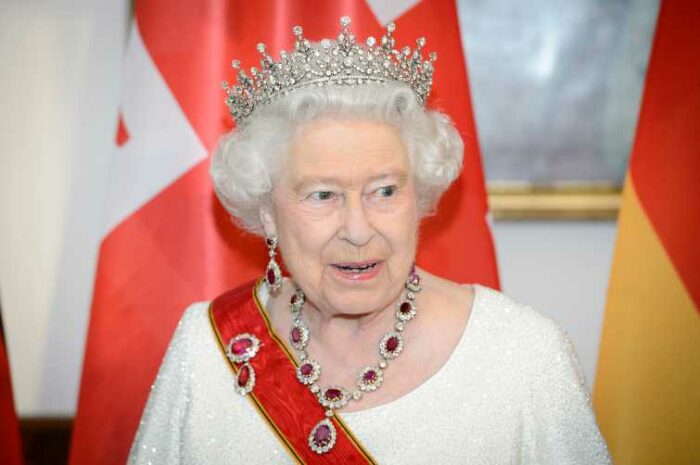 Tiara Regina Elisabetta