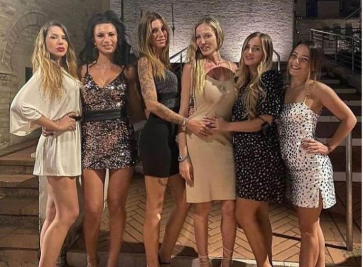 La reunion delle fidanzate