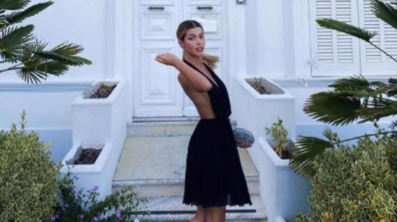 Natalia Paragoni in abito nero