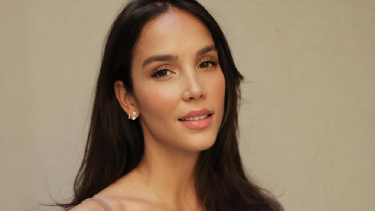 Paola Di Benedetto sorriso