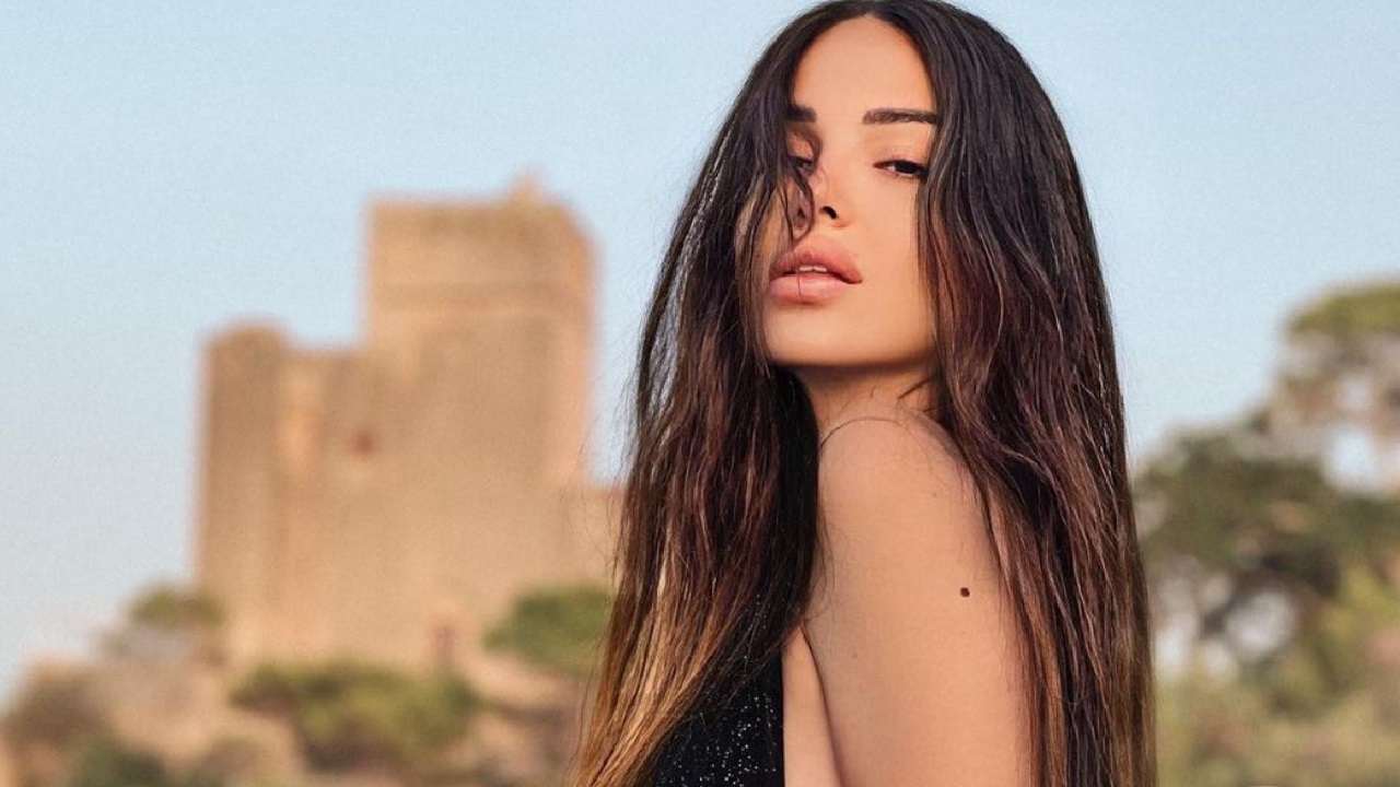 Rosa Perrotta in posa