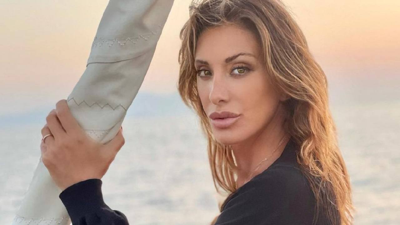 Sabrina Salerno primo piano