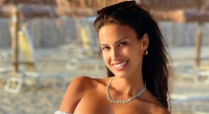 eleonora incardona sorride