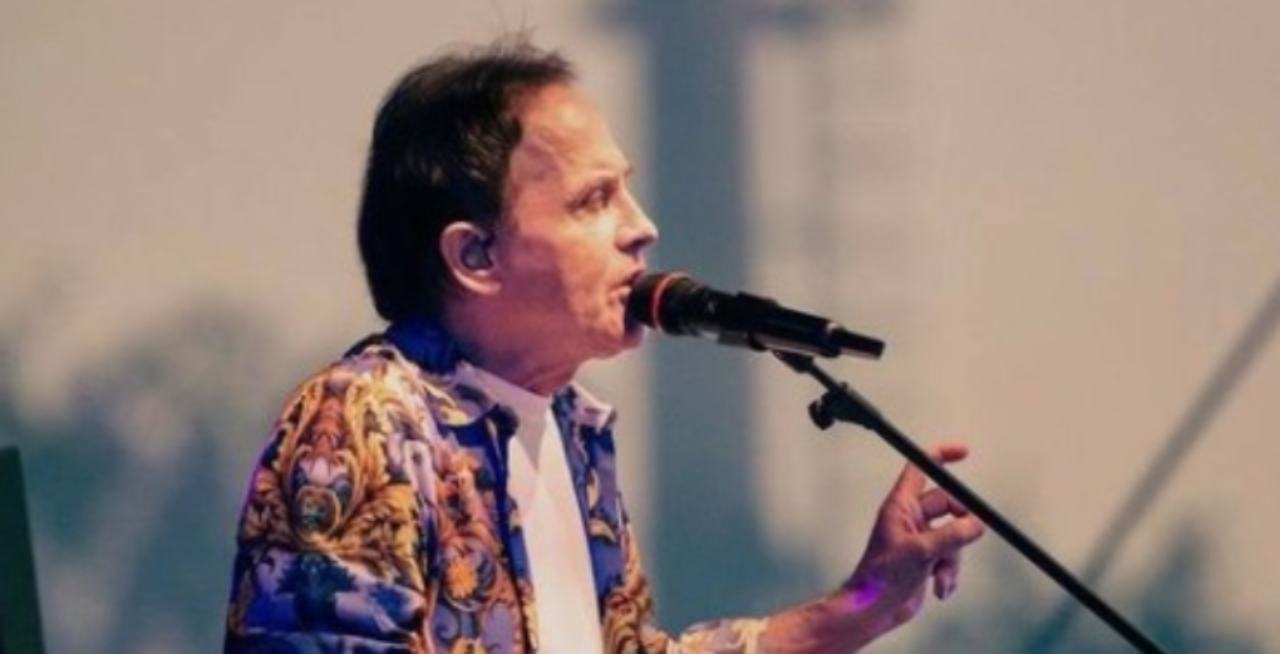 Roby Facchinetti canta