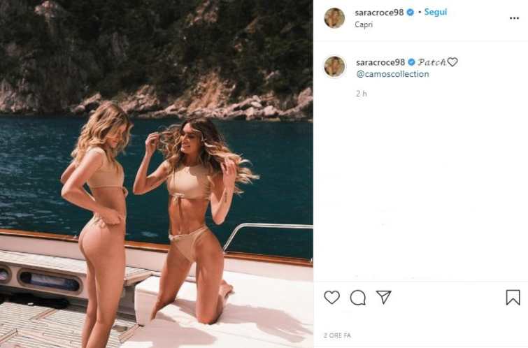 Sara Coce bikini con amica