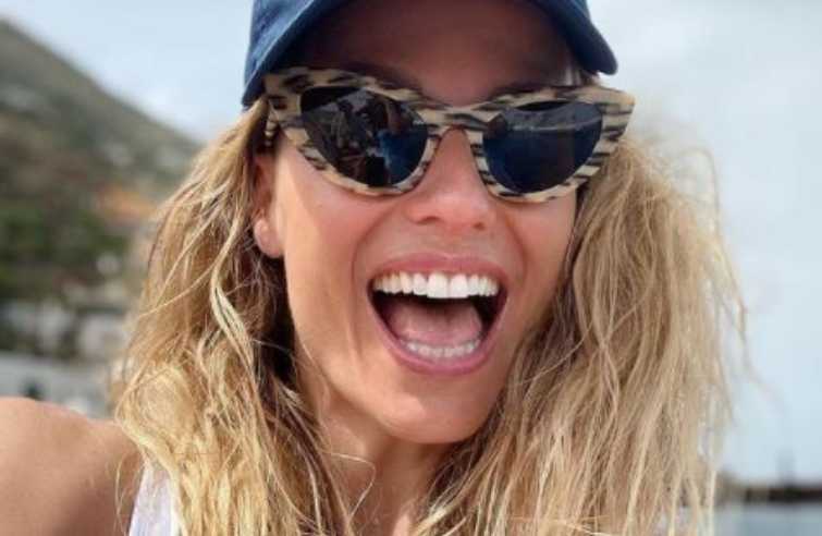 Michelle Hunziker sorriso