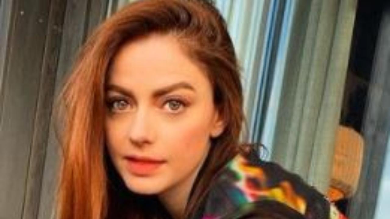 Annalisa Scarrone Giacca Aperta Shorts