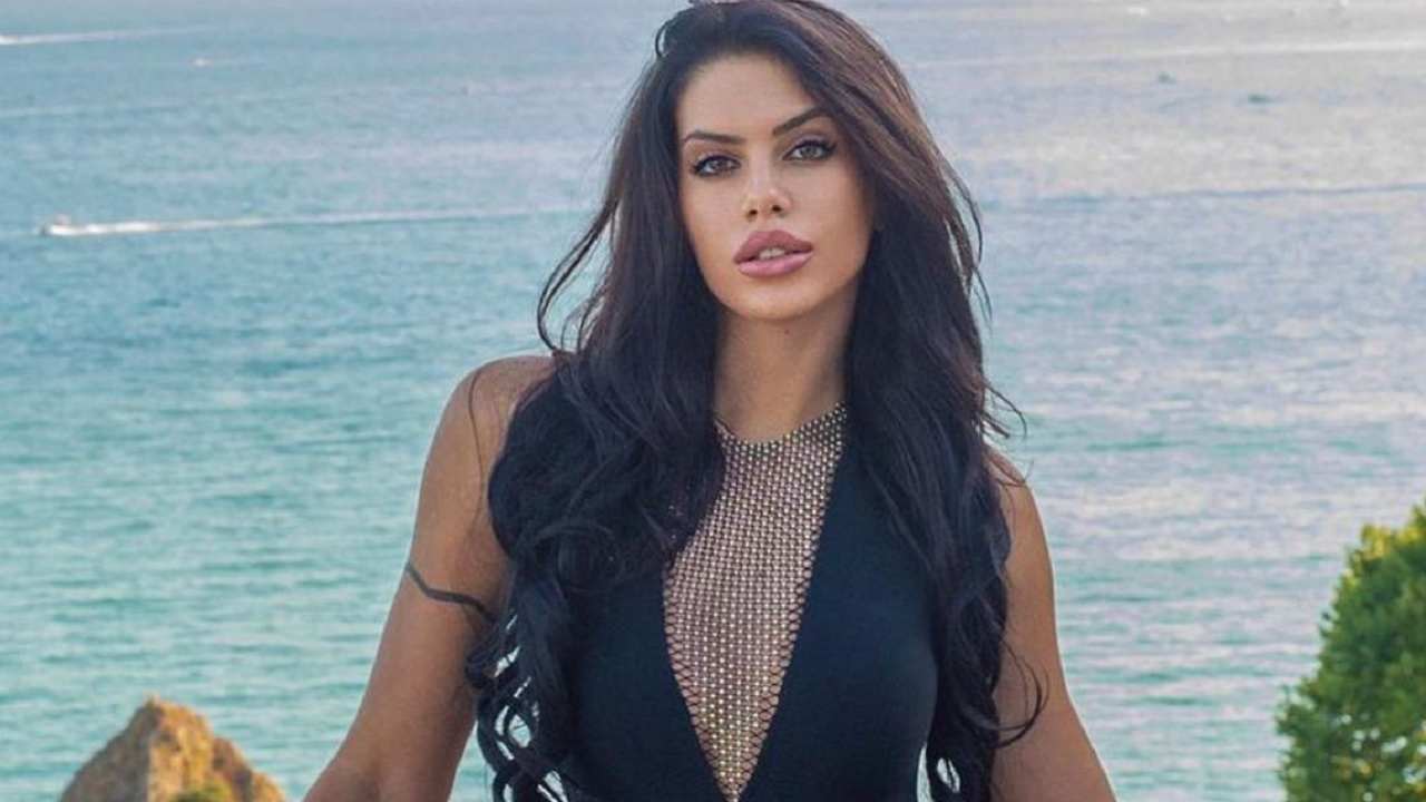 Antonella Fiordelisi seria