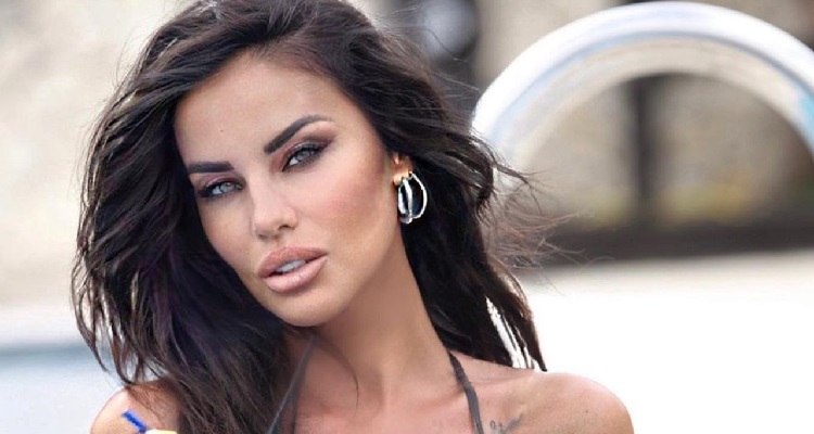 Antonella Mosetti ammaliante