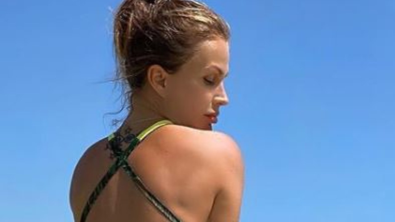 Eva Henger Mare Lato Posteriore