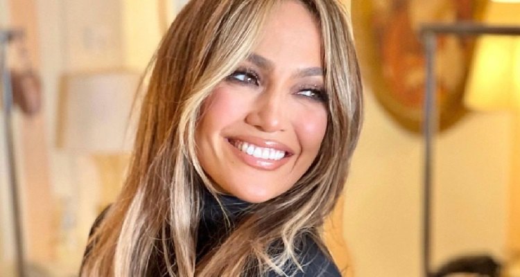 Jennifer Lopez primo piano