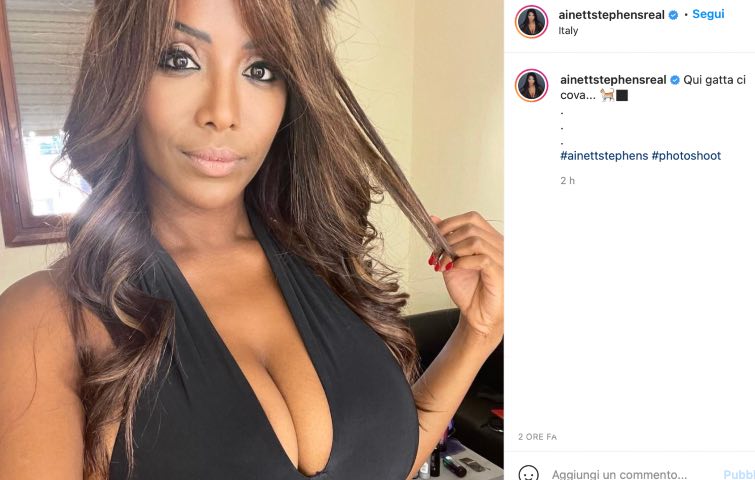 Post Instagram Ainett Stephens