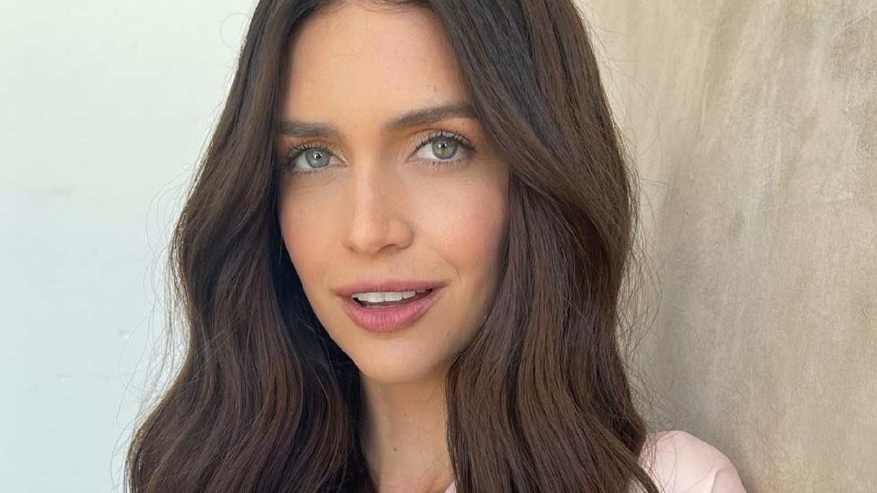 Zaira Nara primo piano