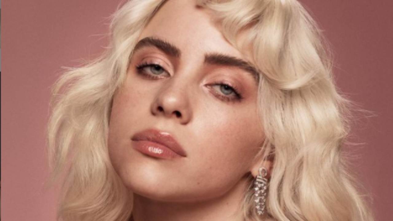 Billie Eilish primo piano