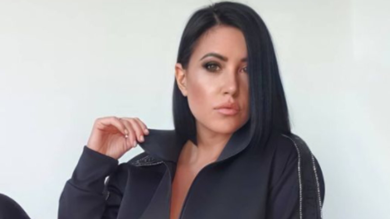 Claudia Ruggeri seriosa