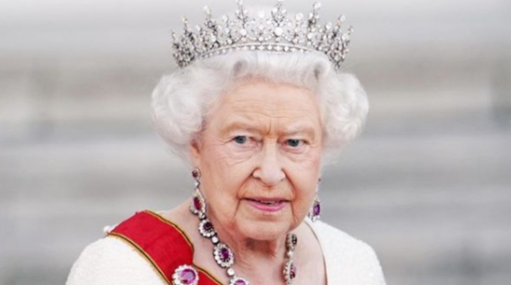 Elisabetta, sovrana del Regno Unito