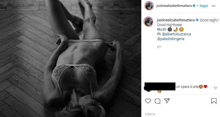 Justine Mattera posa sensuale