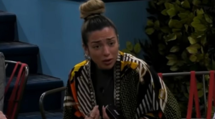 L'ex corteggiatrice durante la lite