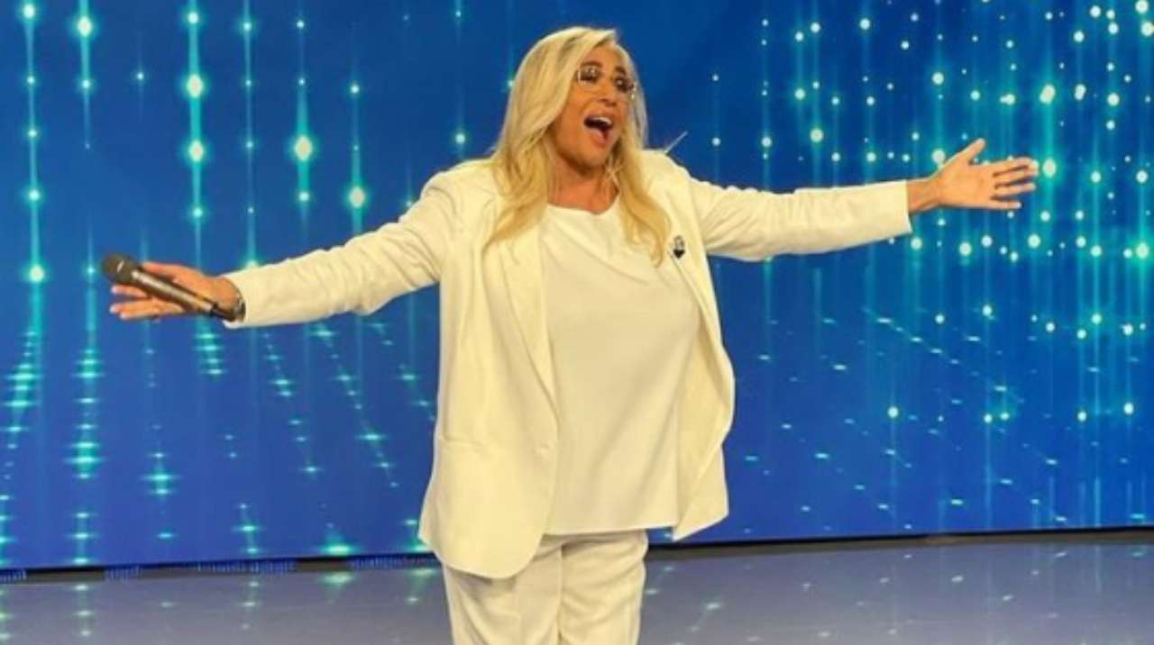 Mara Venier conduttrice e modella