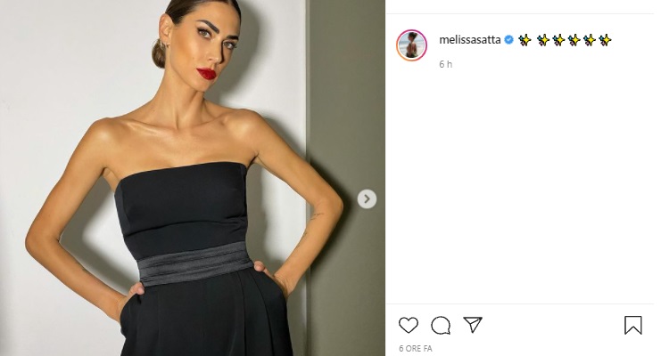 Melissa Satta sguardo ammaliante