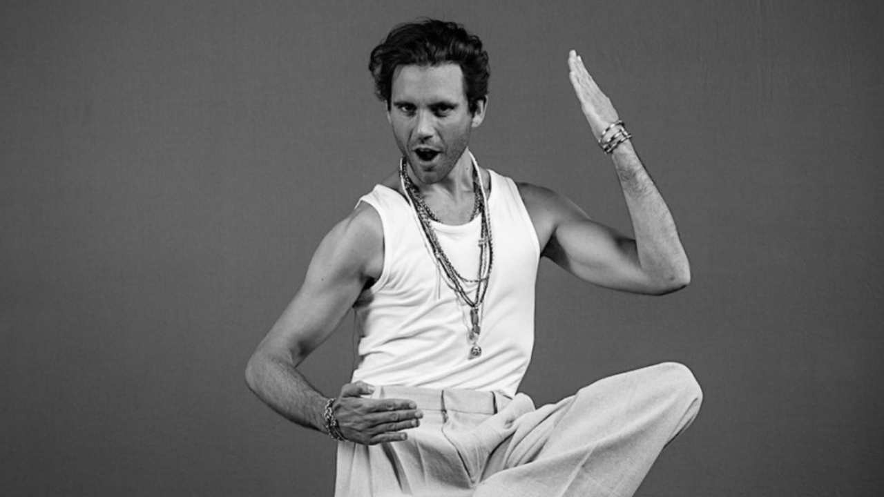 Mika conduce l'Eurovision 2022