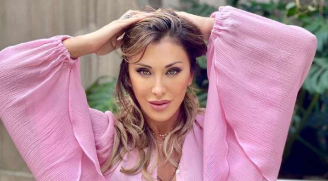 Sabrina Salerno, sguardo magnetico