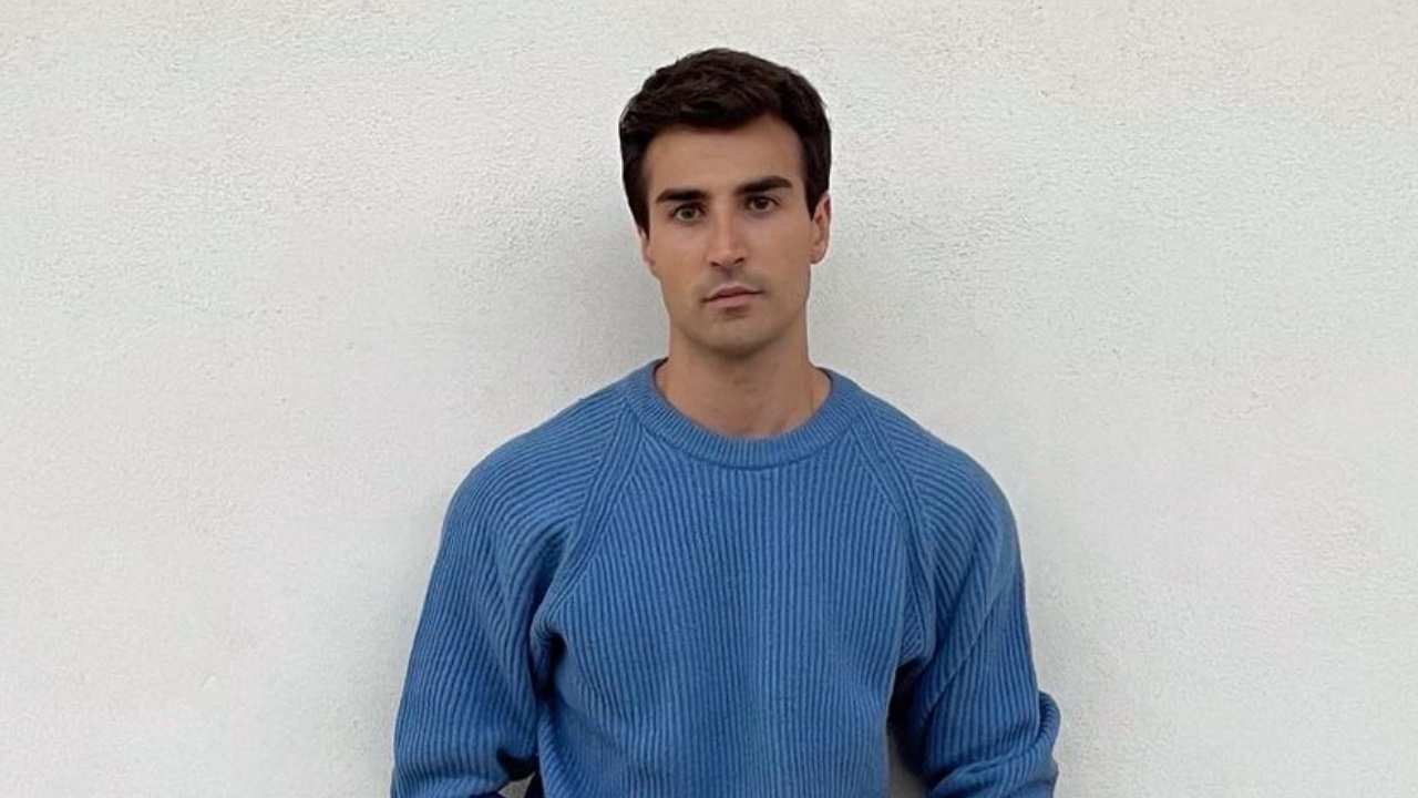 Simone Poccia in posa