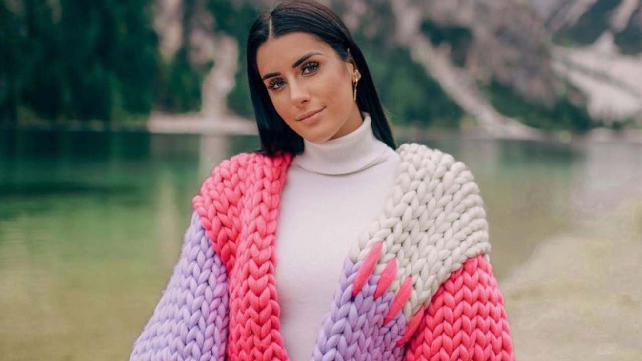 Valentina Vignali in posa