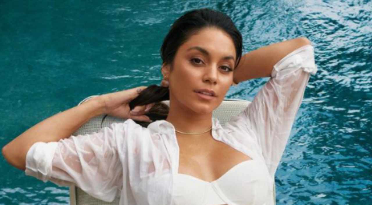 Vanessa Hudgens in bikini