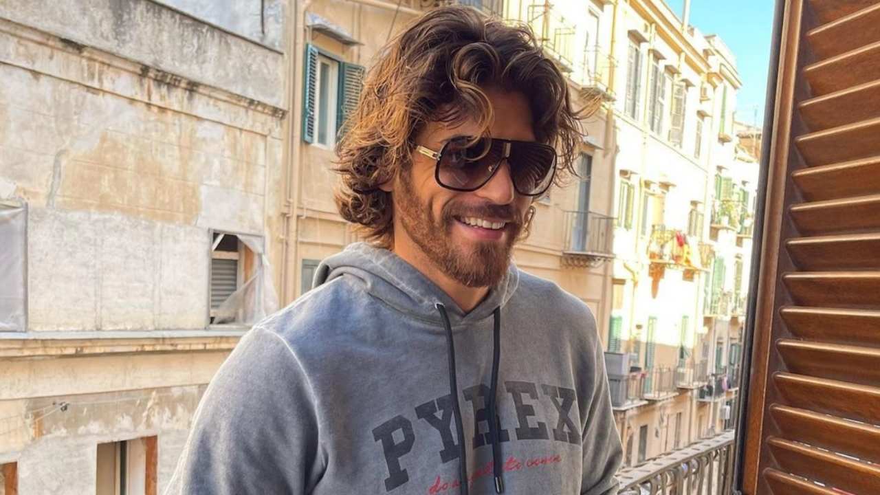 Can Yaman e il grande annuncio