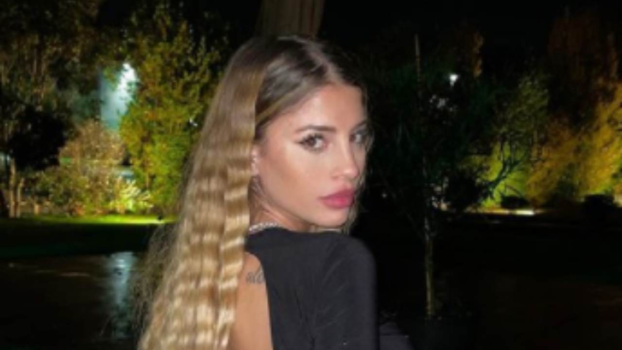 Chiara Nasti capelli mossi