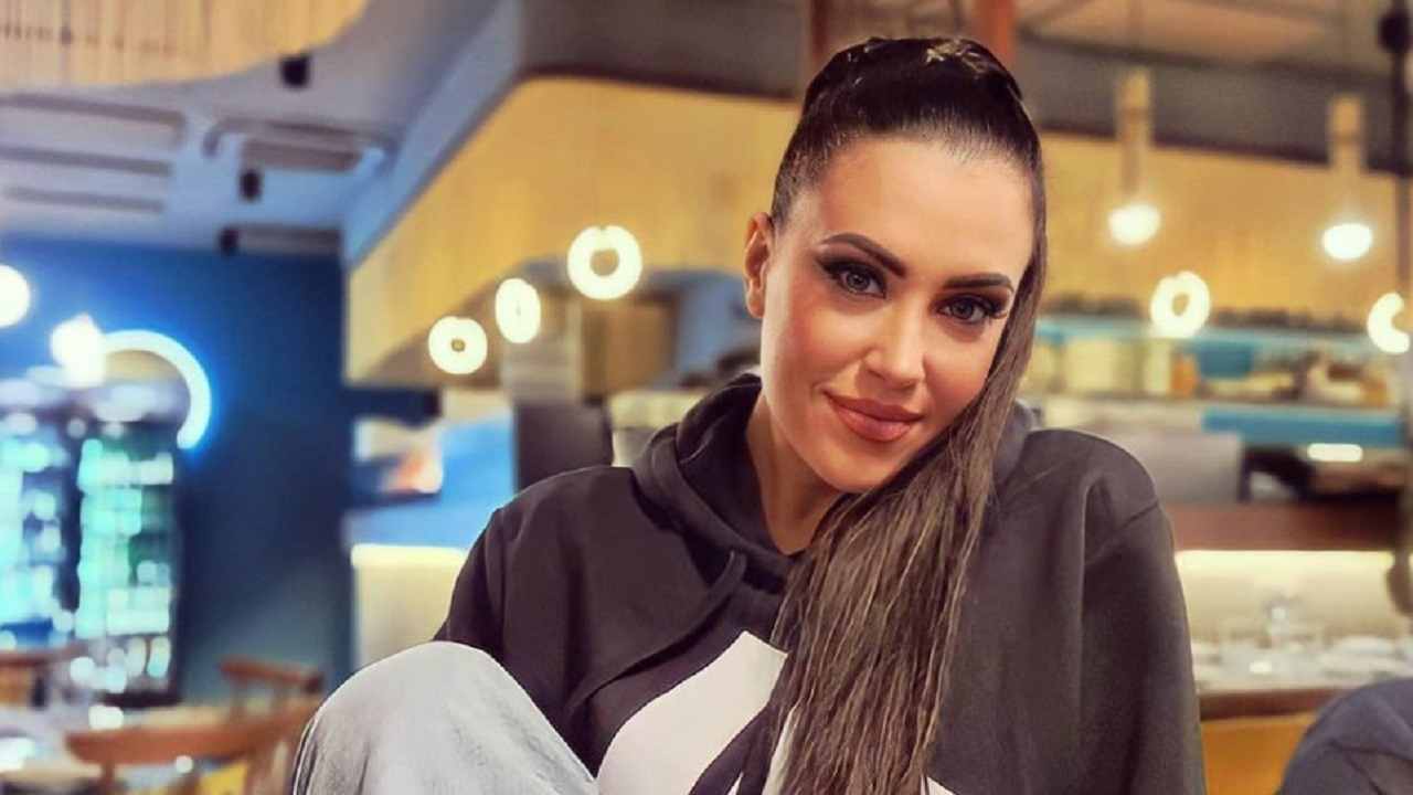 Claudia Ruggeri in posa