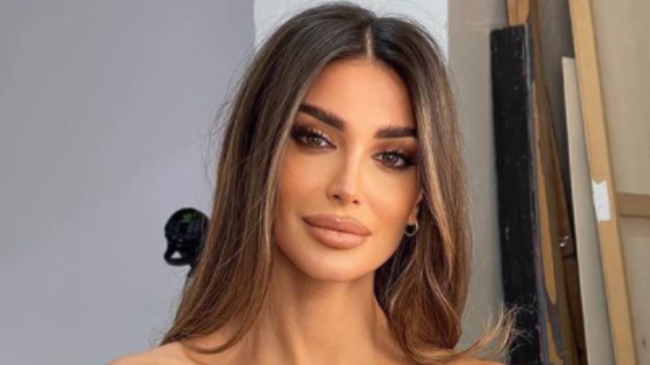 Cristina Buccino primo piano