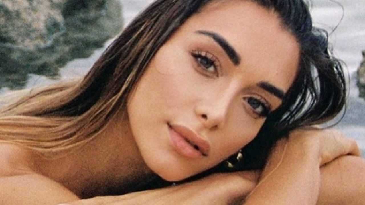 Elisa De Panicis primo piano