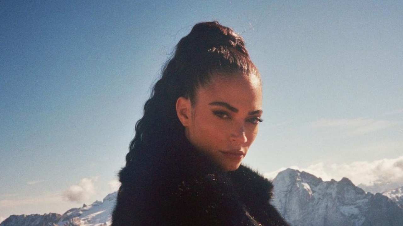 Elodie in versione arancione o bianca?