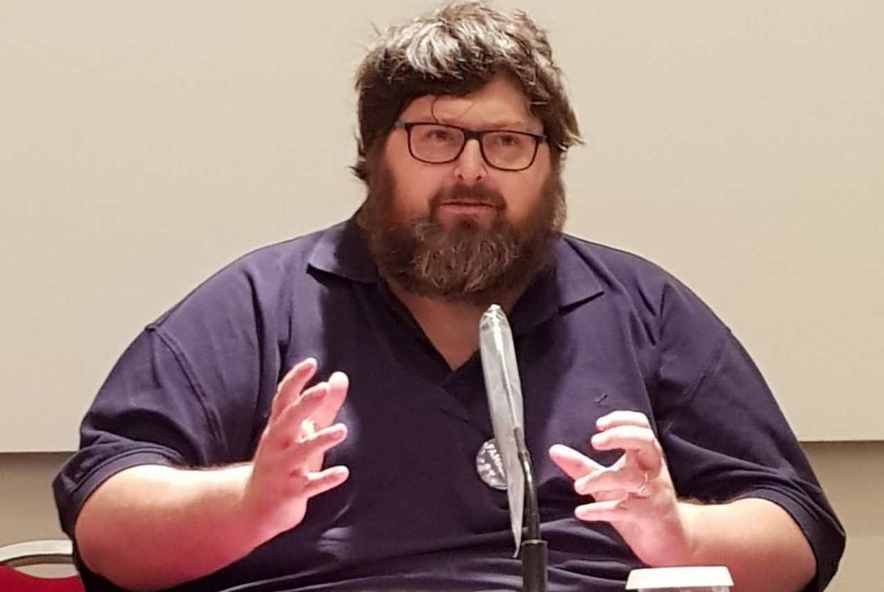 Mario Adinolfi in una conferenzaMario Adinolfi in una conferenza